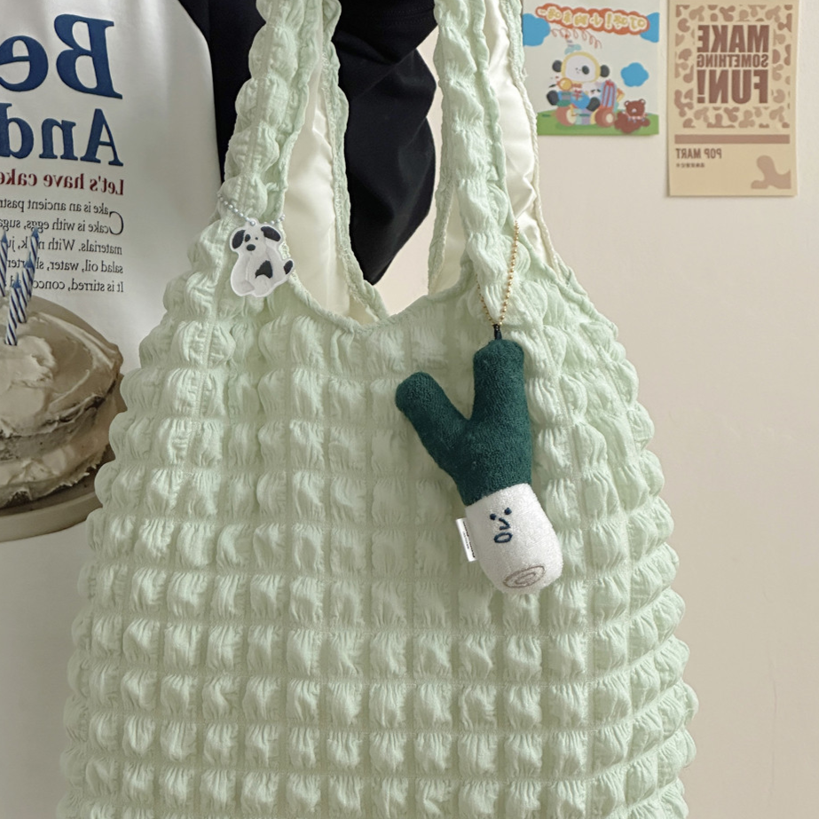 Fresh and Youthful Single-Shoulder Bag